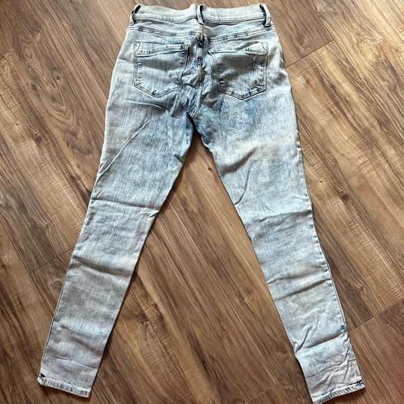 Express Stretch Jeans - Picture 2 of 9